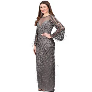 Robe de soirée de luxe à manches longues perlées à la main, élégante, gris anthracite, avec décolleté illusion et détails en plumes, pour bal de promo - Product Image 4