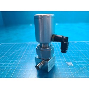 Swagelok SS-BNS4 Bellows-<b>Sealed</b> Valve Used As Is Legacy Semiconductor Equipment Parts - Product Image 2