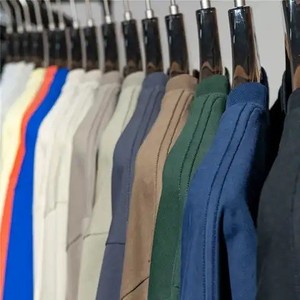 Camiseta Casual de Hombre, Cuello Redondo, Manga Corta, Corte Regular, Tejido de Punto, 100% Algodón, Color Sólido, Logotipo Frontal, Transpirable, Secado Rápido - Product Image 3