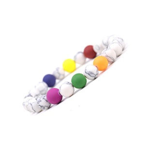Bracelet Perlé Hemasa Fashions avec Perles en Résine Noire en Forme de Boule, Serti de Couleurs Contrastées, Élastique, Unisexe, Décontracté et Sportif - Product Image 5