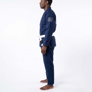 Kimono de BJJ noir BLACKTHORN WORLD, uniforme 100% coton 350GSM, coupe classique, unisexe, vêtements d'arts martiaux pour adultes avec logo sur la manche gauche - Product Image 3