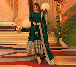 ชุดอัฟกานีผ้าฝ้ายเนื้อนุ่มสไตล์อินเดียแบบดั้งเดิมขายดี พร้อมผ้าคลุมไหล่ดีไซน์เนอร์ สำหรับผู้หญิง ใส่ไปงานปาร์ตี้ ปักลายสวยงาม ทรงหลวม - Product Image 1