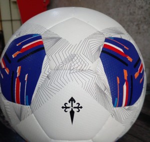 Balón de Fútbol de Entrenamiento Cosido a Mano, de Cuero PU Blanco y Azul, Talla 5, para Jóvenes y Adultos, para Todas las Temporadas - Product Image 1