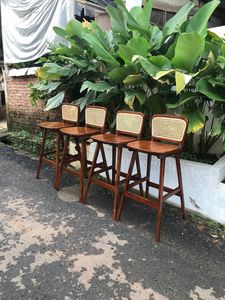 เก้าอี้บาร์ไม้สักทันสมัยพร้อมพนักพิงหวาย สไตล์มินิมอล สำหรับร้านกาแฟหรือห้องครัว - Product Image 3