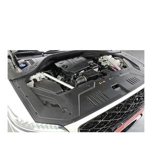 Genesis GV70 2.5T essence 2WD 2024 avec boîte de vitesses automatique, sièges en cuir, caméra arrière - 30 764 km, conduite à gauche - Product Image 5