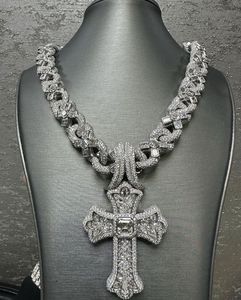 Collier chaîne hip-hop en diamant pour homme, collier cubain haut de gamme entièrement serti de diamants - Product Image 1