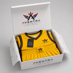 Uniforme de Baloncesto Personalizado, Jersey y Pantalones Cortos Sublimados, Diseñado con Material de Poliéster Transpirable - Product Image 6