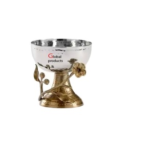 Tazón de servicio con acabado plateado de alta venta con diseño de flores doradas para restaurante y bar de hotel - Product Image 1