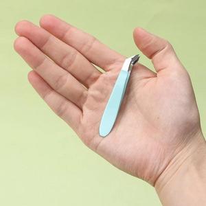 Mini Cortacutículas de Acero Inoxidable, Herramienta de Precisión para una Experiencia Profesional de Limpieza de Uñas y Eliminación de Cutículas - Product Image 3