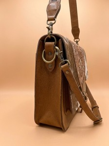 Bolso de Hombro con Patrón de Cuero Vacuno, Bolso Bandolera con Grabado Floral para Viajes Diarios - Product Image 2