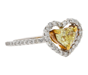 Bague de fiançailles en forme de cœur avec diamant jaune, plaqué or 10K, sertissage à griffes, bijou romantique pour femme, pierre de naissance d'avril - Product Image 1