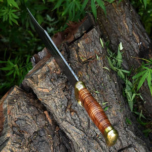 Couteau Bowie en acier Damas fait main, neuf, de collection, pour la survie et la chasse, avec manche en cuir et laiton, lame fixe de 10,5 pouces - Product Image 4