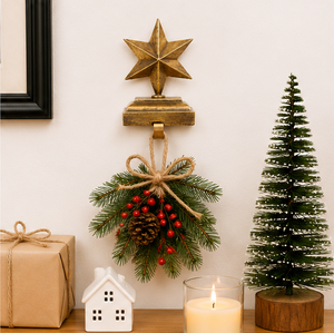 Handmade Vintage Star Shaped <b>Stocking</b> Hook Rustic Gold Metal Fireplace Mantel Decoration Durable Christmas Decor Accessories - Product Image 4