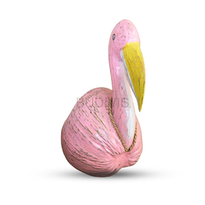 Sculpture de flamant rose en noix de coco, sculptée à la main, décoration d'intérieur en bois, animal tropical, ornement rustique - Product Image 2