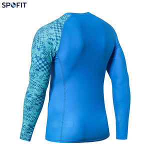Rashguard pour homme en tissu Spandex/Polyester doux au toucher, design léger, confortable, pour un style de vie actif, imprimé numériquement, UPF50 - Product Image 3