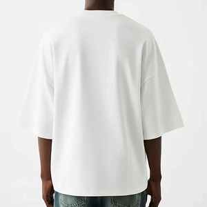 Camiseta de Hombre 100% Algodón OEM, Logotipo Impreso Digital Personalizado, Estilo Urbano, Cómoda, Holgada, con Hombros Caídos, Antiarrugas - Product Image 5