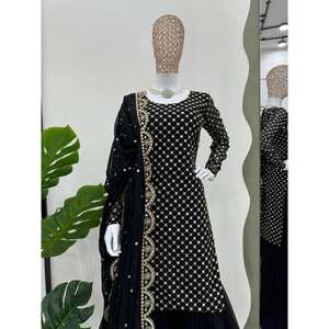 Ensemble de costume de soirée taille XL avec broderie et sequins pour un look élégant - Product Image 2