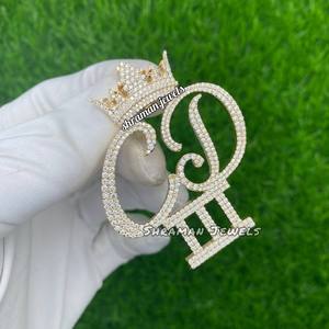 Pendentif personnalisé avec nom pour logo, finition or blanc, argent sterling 925 plaqué rhodium, attache couronne, entièrement serti de moissanite, style hip-hop pour soirée - Product Image 6