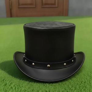 Chapeau haut de forme steampunk en cuir noir fait main de qualité supérieure, idéal pour cosplay, festival ou cadeau, style gothique motard avec croix en fer. - Product Image 5