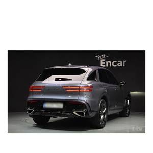 Genesis GV70 2.5T Gasolina 2WD con Caja de Cambios Automática, Asientos de Cuero, Cámara Trasera - Julio 2024, 9,475 km, Volante a la Izquierda - Product Image 2