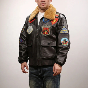 Blouson aviateur en cuir véritable pour homme avec motifs de patchs, doublure en fausse fourrure, fermeture éclair, style moto hiver - Product Image 3