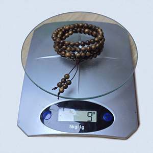 กำไลข้อมือไม้กฤษณาเวียดนามแท้ ขนาด 6 มม. 108 เม็ด ขายส่ง รุ่น B7-026 - Product Image 3