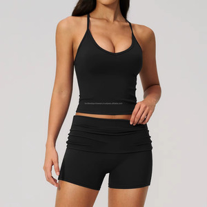 Ensemble de yoga 2 pièces pour femme, couleur unie, haut court taille haute avec short froncé, tenue de sport, design personnalisé - Product Image 5