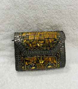 Sac fourre-tout bohème chic en jute avec embellissements métalliques, pièces de monnaie et perles, disponible en gros, ornements de jardin - Product Image 2