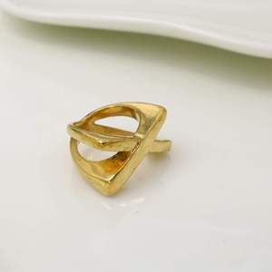 Geometric <b>Gold</b> Plated Brass <b>Cocktail</b> Ring Modern Style Unisex Fashion Jewelry Daily Wear Party <b>Accessory</b> - Product Image 3