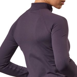 Veste de performance légère Deep Purple pour femme, à fermeture éclair intégrale, à manches longues, pour l'entraînement, la course, la gym et les activités sportives, à porter en couche. - Product Image 3