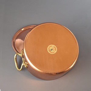 Marmite en cuivre à double poignée en laiton et couvercle, résistante au four, pour cuisinières à gaz et à induction, livraison directe d'usine - Product Image 2