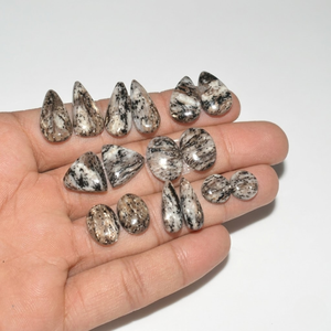 Pares de Mica Natural de Diseño |   Piedras Grises/Negras Seleccionadas a Mano |   Tamaño 15-25 mm |   100g de Plata para Fabricación de Joyería - Product Image 3