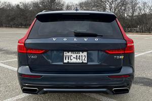 Voiture d'<span class=keywords><strong>occasion</strong></span> fiable <span class=keywords><strong>Volvo</strong></span> <span class=keywords><strong>V60</strong></span> T5 R-Design 2020 - Product Image 4