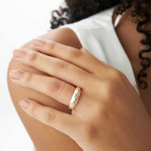 Bague solitaire classique en moissanite 14 carats, design élégant et minimaliste, plaqué or, argent sterling S925, pour fiançailles et mariage - Product Image 6