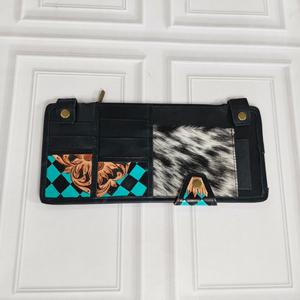 Cartera Larga de Cuero Genuino con Cierre de Cremallera, Paneles con Estampado Animal y Floral, Diseño Multifuncional y Moderno - Product Image 3