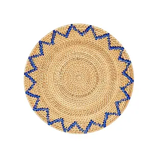 Tapetes de rattan naturais coloridos para mesas de jantar ou tapeçarias decorativas feitas à mão no Vietnã, melhor preço