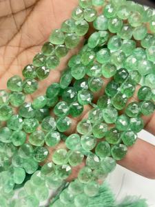 Perles de quartz vert fraise naturel facettées en forme de cœur, taille 6-7 mm environ. Fil de 8 pouces - Product Image 5