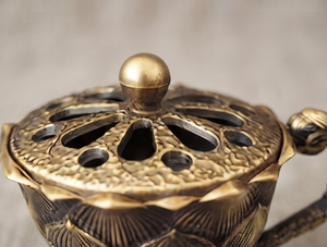 Wholesale Gold Metal <b>Incense</b> Censer Lotus Flower Stand Sculpted Handle <b>Cone</b> Holder Cutout Lid - Product Image 4