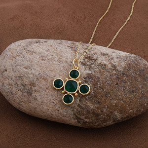 Collier pendentif fleur en onyx vert plaqué or, chaîne réglable, bijoux classiques pour femmes - Product Image 4