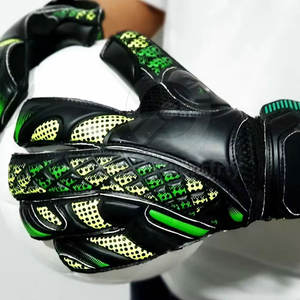 Nouveauté : Gants de gardien de but en cuir de haute qualité avec design respirant antidérapant, sangle de poignet réglable et service OEM - Product Image 5