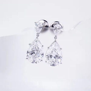 Boucles d'oreilles en or blanc pour femmes, diamants taille poire, couleur D, certifiées IGI, bijoux de mariage, style classique - Product Image 3