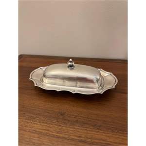 Vente en gros : Beurrier en métal robuste en acier inoxydable poli miroir, avec couvercle, pour service et conservation du beurre - Product Image 4