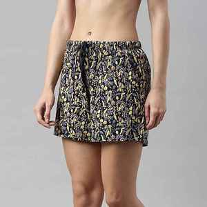 Pantalones cortos de entrenamiento ligeros y modernos para correr, fitness, deportes, transpirables, cómodos para correr, pantalones cortos para mujer - Product Image 2