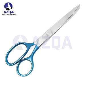 Ciseaux de tailleur professionnels en acier inoxydable, robustes, à lames affûtées pour la coupe de tissus, la couture et les travaux de confection. - Product Image 4