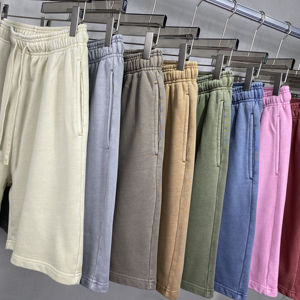 Diseño de logotipo personalizado, conjunto de dos piezas de camiseta y pantalones cortos, tela 100% algodón, traje de verano de dos piezas, pantalones cortos y camiseta con lavado ácido para unisex. - Product Image 6