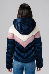 Wholesale <b>Women</b>’s Printed <b>Puffer</b> <b>Jacket</b> Custom Casual Wear Windproof Zipper Closure Side Pockets <b>Women's</b> Premium Coat For Winter - Product Image 3