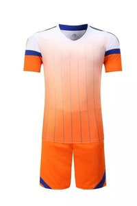Tenues de football personnalisées à dégradé de couleurs, respirantes et à séchage rapide, ensemble maillot et short de football, vêtements d'équipe, unisexe - Product Image 3