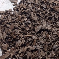 Copeaux d'Agarwood Oud Aromatique Biologique Premium Grade AA du Bangladesh, Aquilaria Crassna Infectée par des Fourmis, Riches Couches de Résine, Doux et Fumé