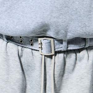 Sweat à capuche zippé décontracté personnalisé grande taille brodé en coton pour femme, style oversize, avec strass et œillets métalliques - Product Image 5