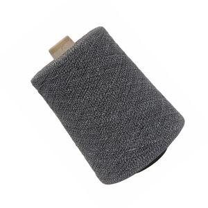 Hilo de poliéster 100% teñido en masa hilado en anillo 20/1 Ne gris medio, gran uniformidad, alta tenacidad, reciclable para pedidos al por mayor, tejido y confección. - Product Image 2